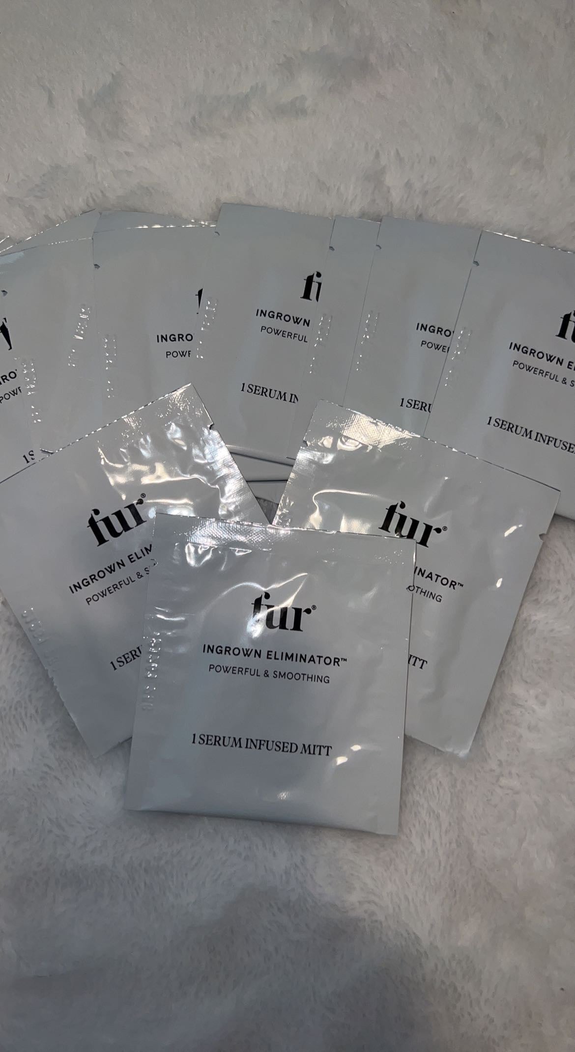 Infused Ingrown Treatment Mitts